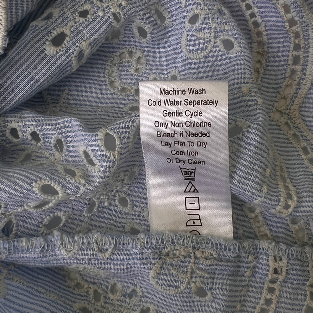 NWT Anthropology Bell Sleeves Shirt by Kyla Seo Soft Eyeleted Cotton Sz Small - Picture 12 of 16